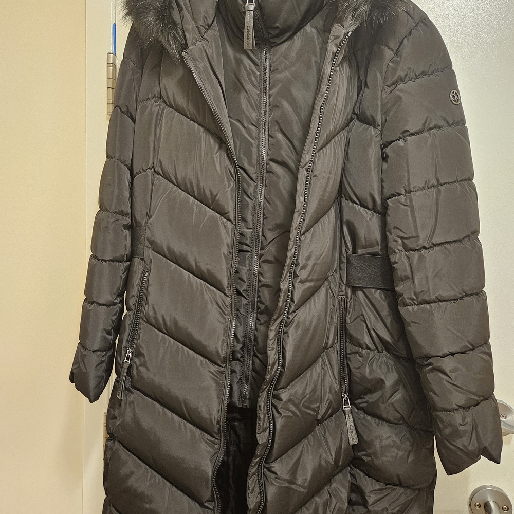 Calvin Klein Charcoal Puffer Jacket with Fur Trim (SOLD)